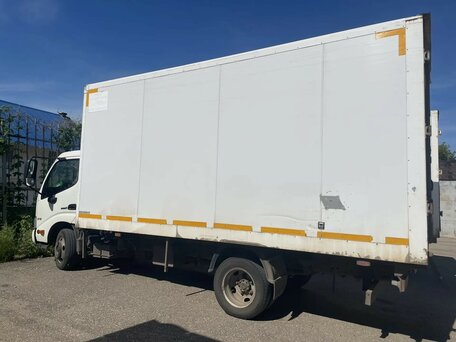 2019 Hino Series 300 (Dutro), белый, 2300000 рублей, вид 3