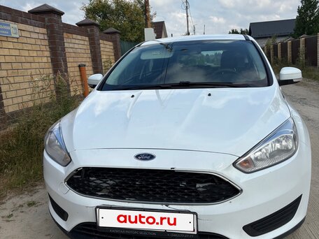 2018 Ford Focus III Рестайлинг, белый, 800000 рублей, вид 1