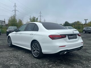 2021 Mercedes-Benz E-Класс 200 V (W213, S213, C238) Рестайлинг, белый, 3850000 рублей, вид 3