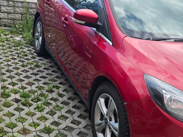 2013 Ford Focus III, красный - вид 1
