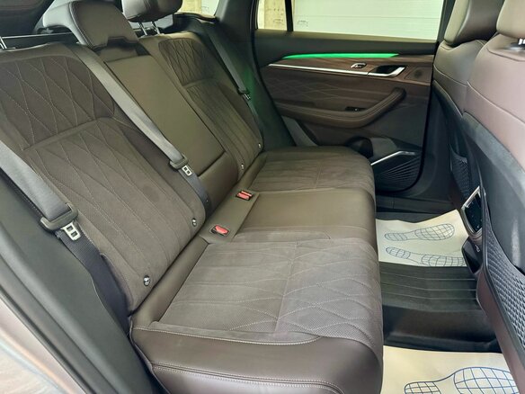 2026 Geely Monjaro I Рестайлинг 2 (China Market), серебристый, 4250000 рублей - вид 35