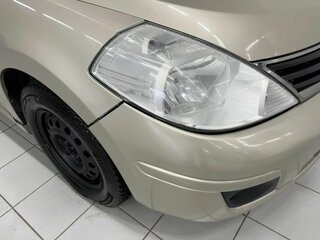2011 Nissan Tiida I Рестайлинг, коричневый, 950000 рублей, вид 5