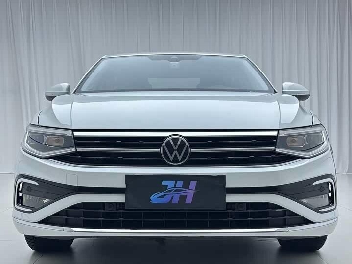Открыть фотографии: Volkswagen Bora IV (China Market) Рестайлинг