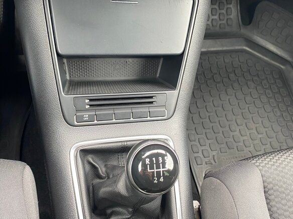 2013 Volkswagen Golf Plus II, серебристый, 835000 рублей - вид 16