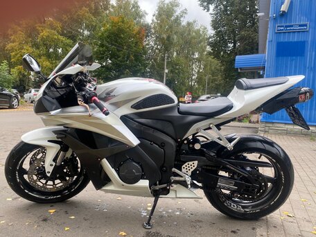 2008 Honda CBR 600RR, белый, 600000 рублей, вид 2