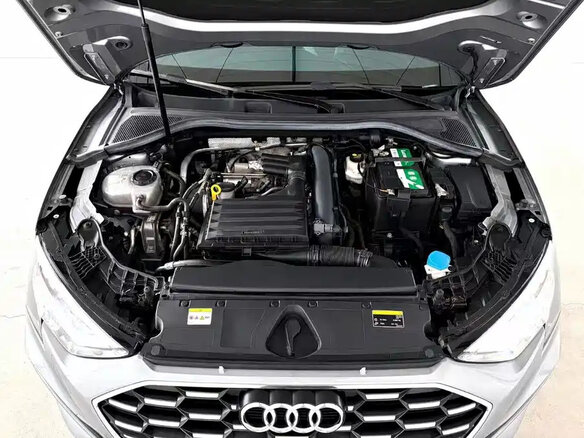 2023 Audi A3 Sportback 35 TFSI IV (8Y), серебристый, 2356560 рублей - вид 15