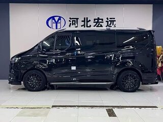 2025 Ford Tourneo Custom SWB II, чёрный, 4860000 рублей, вид 3
