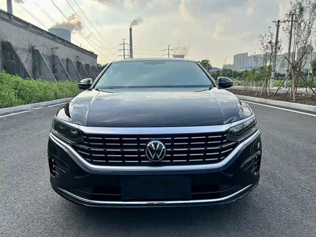 2023 Volkswagen Passat B8 Рестайлинг, чёрный, 1900000 рублей, вид 2