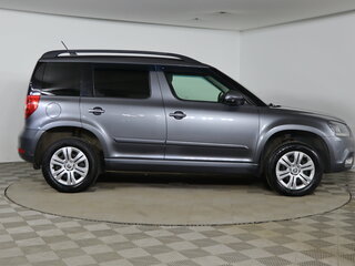 2017 Skoda Yeti I Рестайлинг, серый, 1249990 рублей, вид 4
