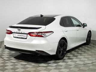 2020 Toyota Camry VIII (XV70), белый, 2450000 рублей, вид 5