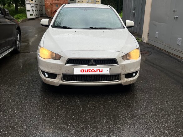 2008 Mitsubishi Lancer X, белый, 585000 рублей
