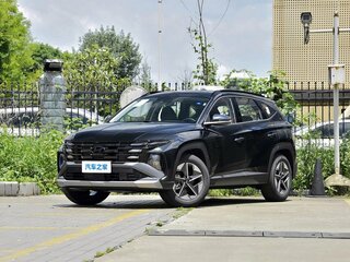 2026 Hyundai Tucson IV Рестайлинг, чёрный, 3800000 рублей, вид 1