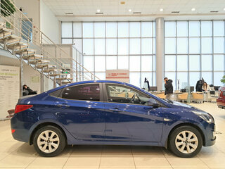 2016 Hyundai Solaris I Рестайлинг, синий, 1160000 рублей, вид 4