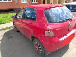 2008 Toyota Yaris Multimode II, красный, 350000 рублей, вид 3