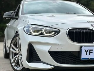 2019 BMW 1 серии 120i III (F52) Рестайлинг, белый, 1250002 рублей, вид 5