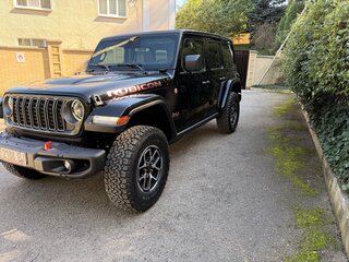 2025 Jeep Wrangler IV (JL) Рестайлинг, чёрный, 7300000 рублей, вид 1