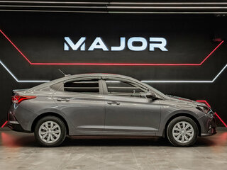 2022 Hyundai Solaris II Рестайлинг, серый, 1725000 рублей, вид 4