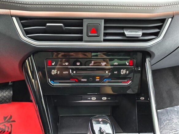 2022 Volkswagen Tayron I Рестайлинг, чёрный, 1780000 рублей - вид 19