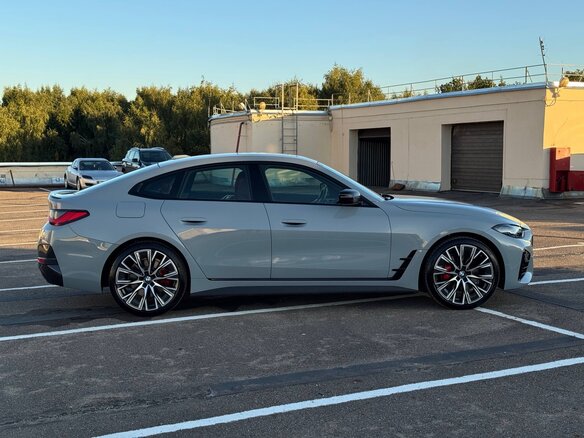 2023 BMW 4 серии Gran Coupe 430i xDrive G22, G23, G26, серый, 7000000 рублей - вид 7