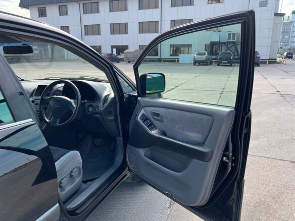 1998 Toyota Harrier I (XU10), чёрный, 650000 рублей - вид 10