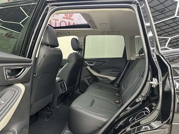 2023 Subaru Forester V Рестайлинг, чёрный, 2450666 рублей - вид 11