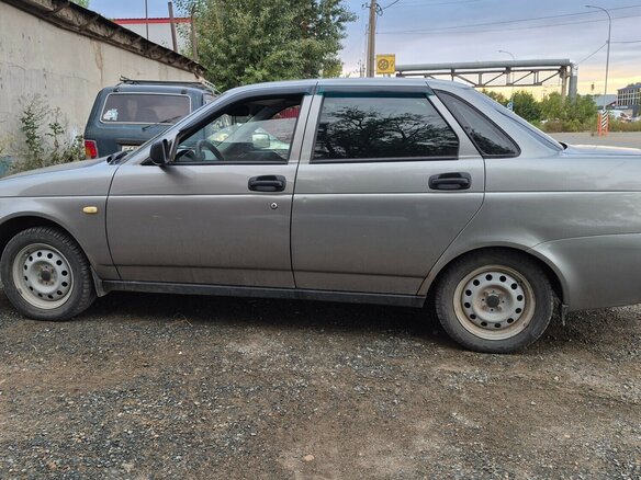 2008 Lada (ВАЗ) Priora I, серый, 335000 рублей - вид 1
