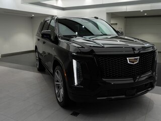 2025 Cadillac Escalade V Рестайлинг, чёрный, 21770900 рублей, вид 2