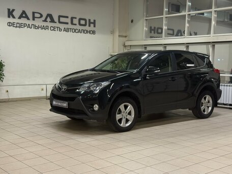 Toyota RAV4 IV (XA40)