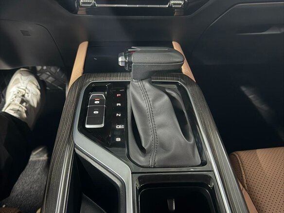 2023 Wuling Jiachen, серебристый, 1140000 рублей - вид 10