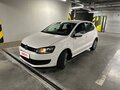 2014 Volkswagen Polo V, белый - вид 1