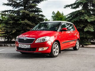 2011 Skoda Fabia II Рестайлинг, красный, 735000 рублей, вид 3