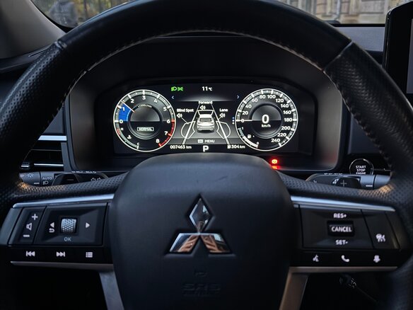 2022 Mitsubishi Outlander IV, белый, 3800000 рублей - вид 8