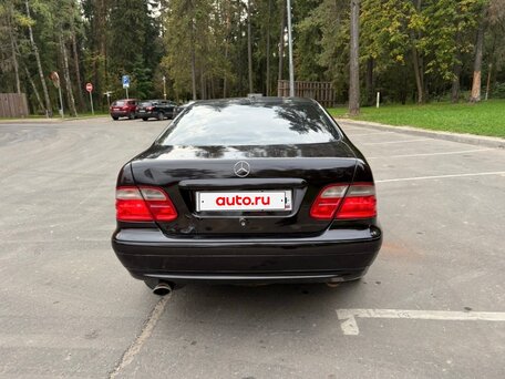 2000 Mercedes-Benz CLK-Класс 230 I (W208) Рестайлинг, чёрный, 315000 рублей, вид 5