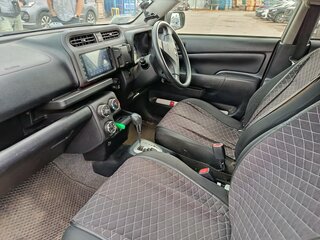 2017 Toyota Succeed I Рестайлинг, белый, 800000 рублей, вид 4