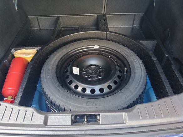 2014 Ford Focus III, синий, 750000 рублей - вид 11