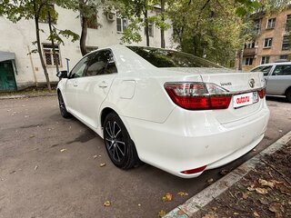 2015 Toyota Camry US Market VII (XV50) Рестайлинг, белый, 1750000 рублей, вид 5