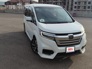 2020 Honda Stepwgn Spada V Рестайлинг, белый, 2300000 рублей, вид 1