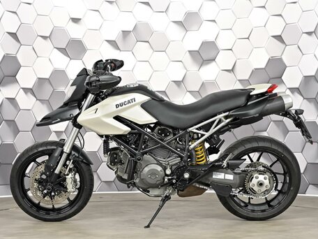 2010 Ducati Hypermotard, белый, 449000 рублей, вид 4