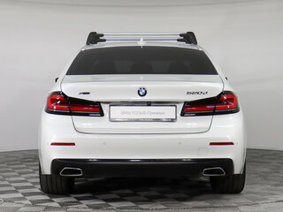2021 BMW 5 серии 520d xDrive VII (G30/G31/G38) Рестайлинг, белый, 4497000 рублей, вид 4