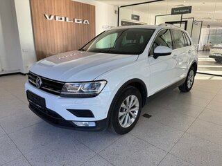 2017 Volkswagen Tiguan II, белый, 2000000 рублей, вид 1