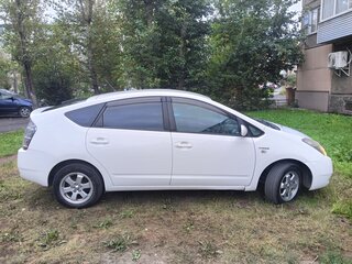 2009 Toyota Prius II Рестайлинг (XW20), белый, 720000 рублей, вид 3