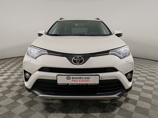 2018 Toyota RAV4 IV (XA40) Рестайлинг, белый, 2125000 рублей, вид 2