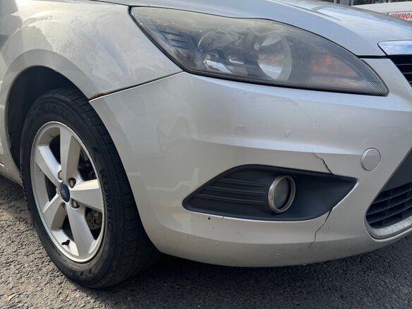 2010 Ford Focus II Рестайлинг, серебристый, 510000 рублей - вид 12