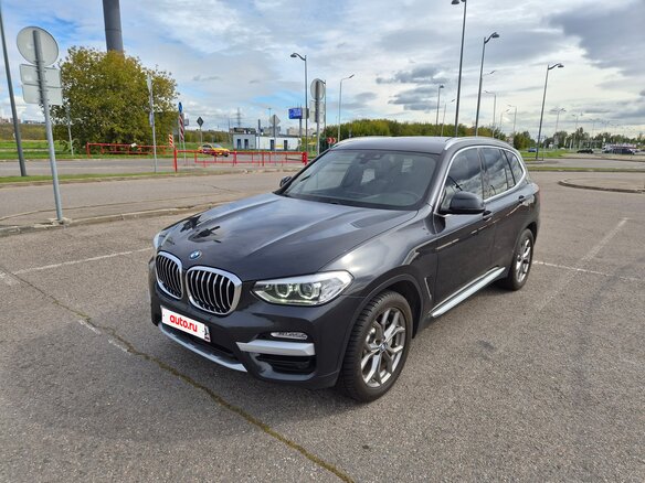 2018 BMW X3 20d xDrive III (G01), серый, 3600000 рублей