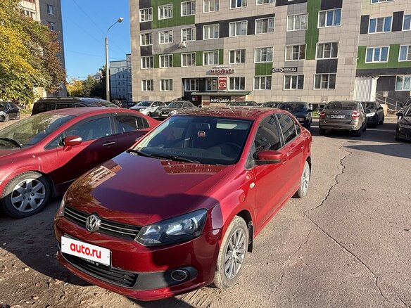 2011 Volkswagen Polo V, красный, 745000 рублей - вид 1