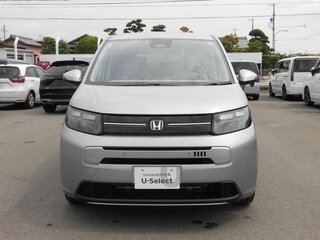 2025 Honda Freed Air III, серебристый, 2300000 рублей, вид 2