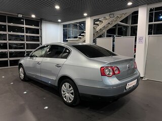 2007 Volkswagen Passat B6, голубой, 605000 рублей, вид 5