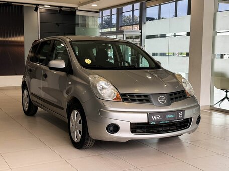 2008 Nissan Note I, серебристый, 497000 рублей, вид 3