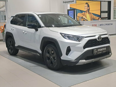 2022 Toyota RAV4 V (XA50), белый, 3473000 рублей, вид 3