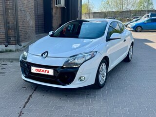 2012 Renault Megane III Рестайлинг, белый, 890000 рублей, вид 1